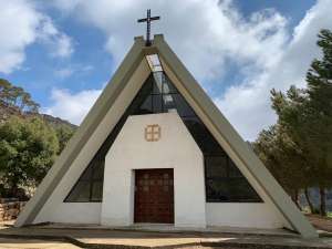 Notre-Dame des Éclaireurs (Our Lady of the Scouts)